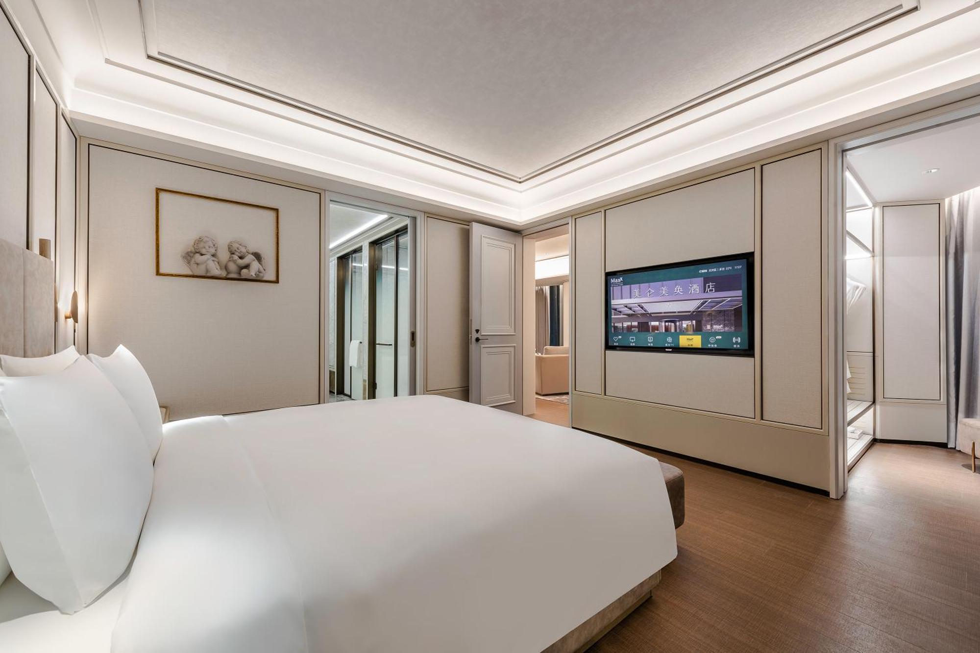 แกรนด์ เมอร์เคียว กวางโจว จูเจียง Hotel ภายนอก รูปภาพ