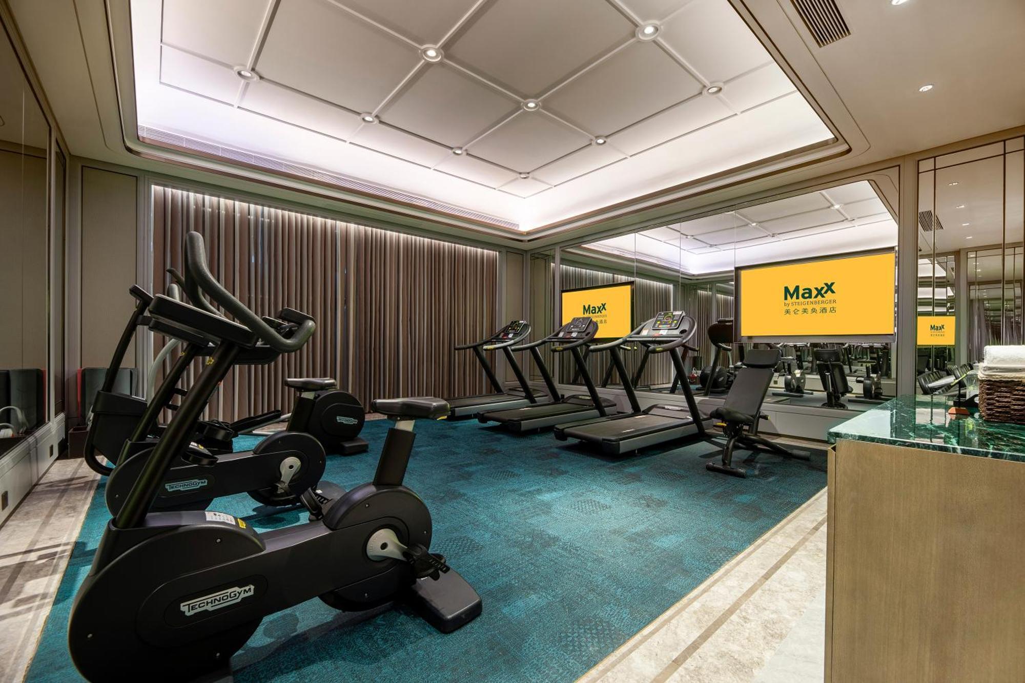 แกรนด์ เมอร์เคียว กวางโจว จูเจียง Hotel ภายนอก รูปภาพ