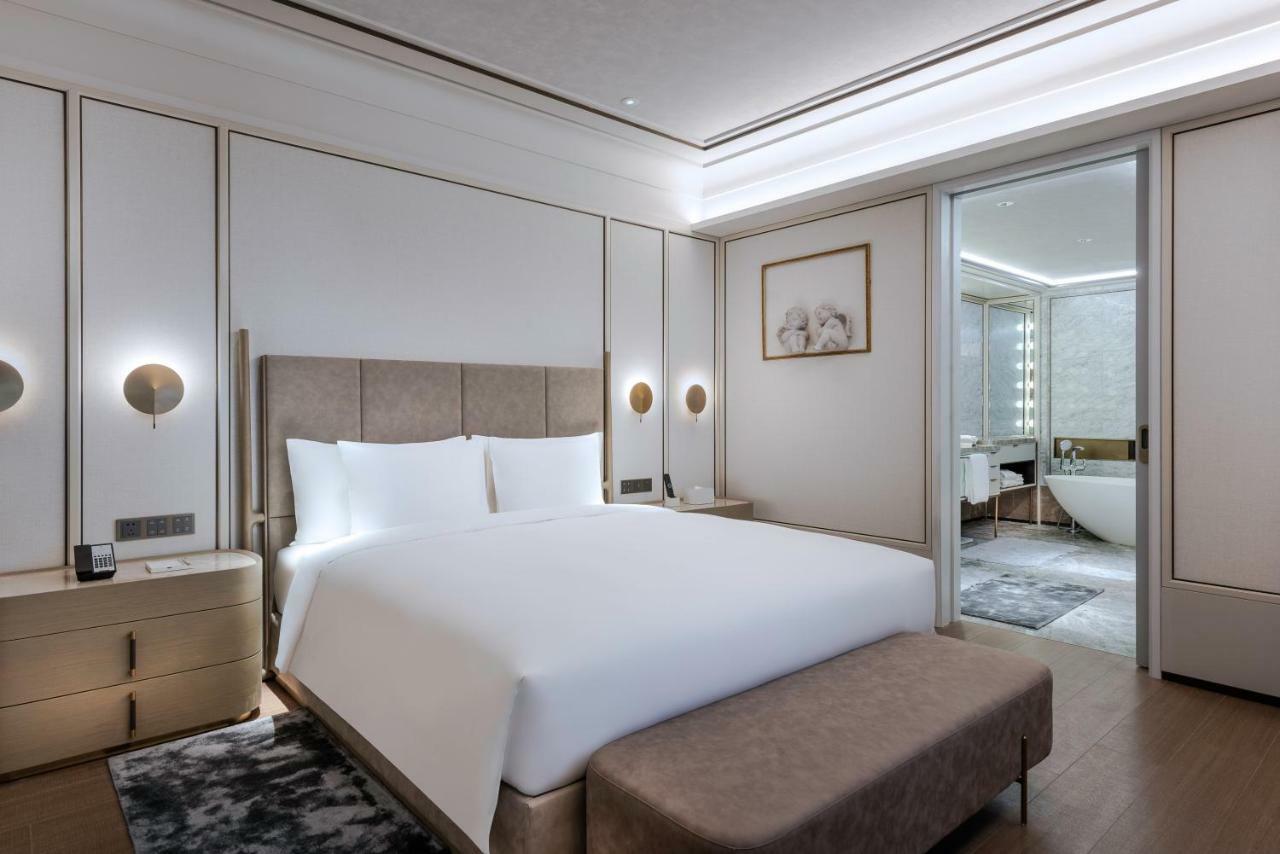 แกรนด์ เมอร์เคียว กวางโจว จูเจียง Hotel ภายนอก รูปภาพ